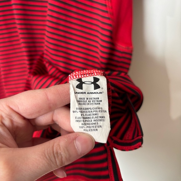 🎉4/30$🎉 Under Armour Red Striped Polo Shirt - Size XL - Picture 5 of 7